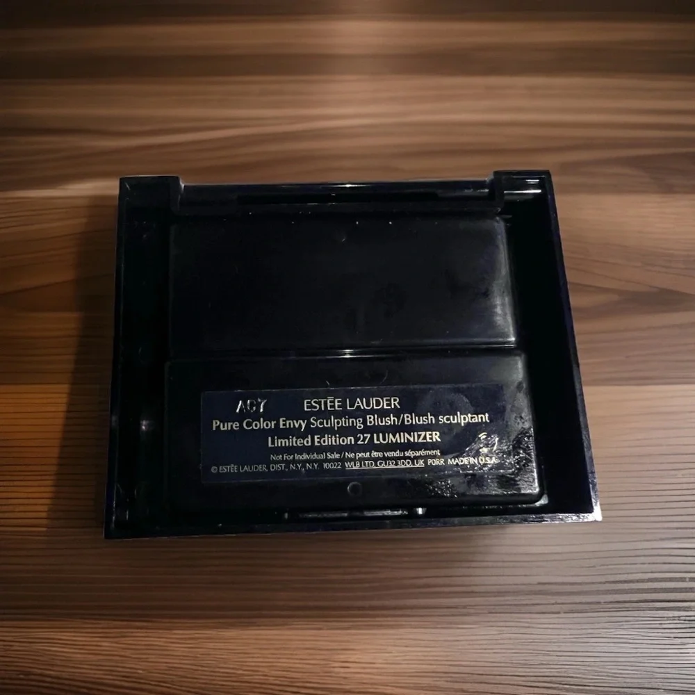 Estee Lauder Pure Color Envy Sculpting Blush Limited Edition 27 Luminizer New